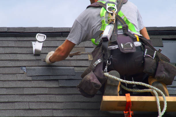 Affordable siding repair and maintenance services in West Hill, OH